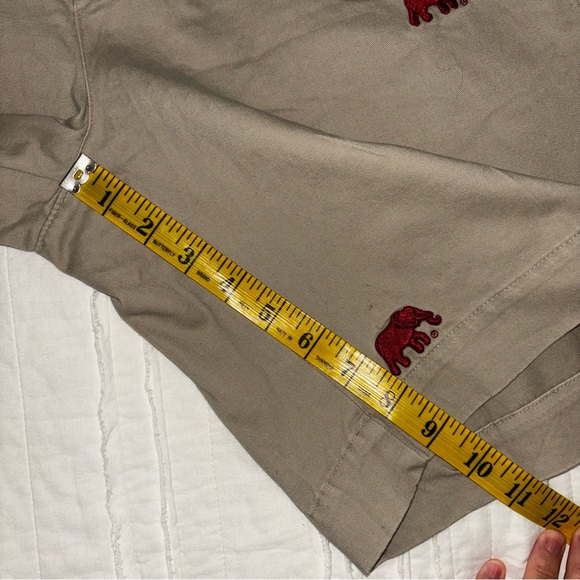 University of Alabama all over Elephant Embroidered Khaki shorts - Picture 6 of 8